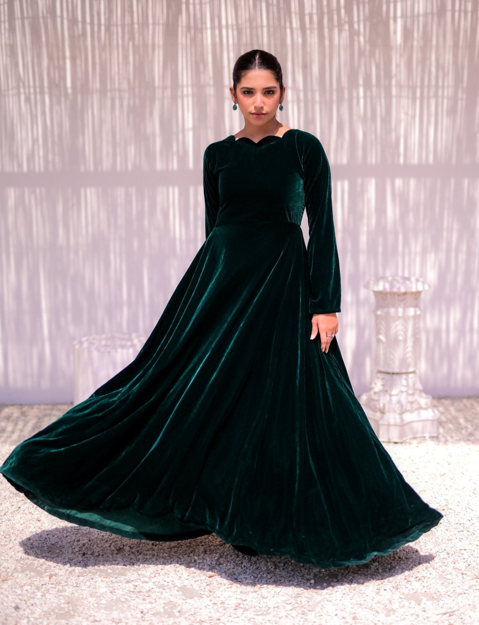 green velvet dress for wedding guest Ever-Pretty V-Neck Pleated Velvet Midi Evening Dress