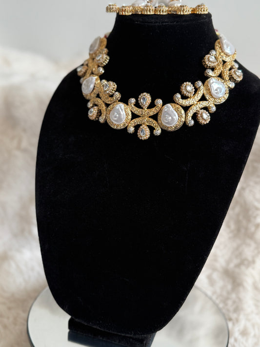 Gold and white modern necklace set with earrings