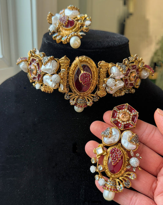 Chunky Turkish style choker with earrings - Peace Lily