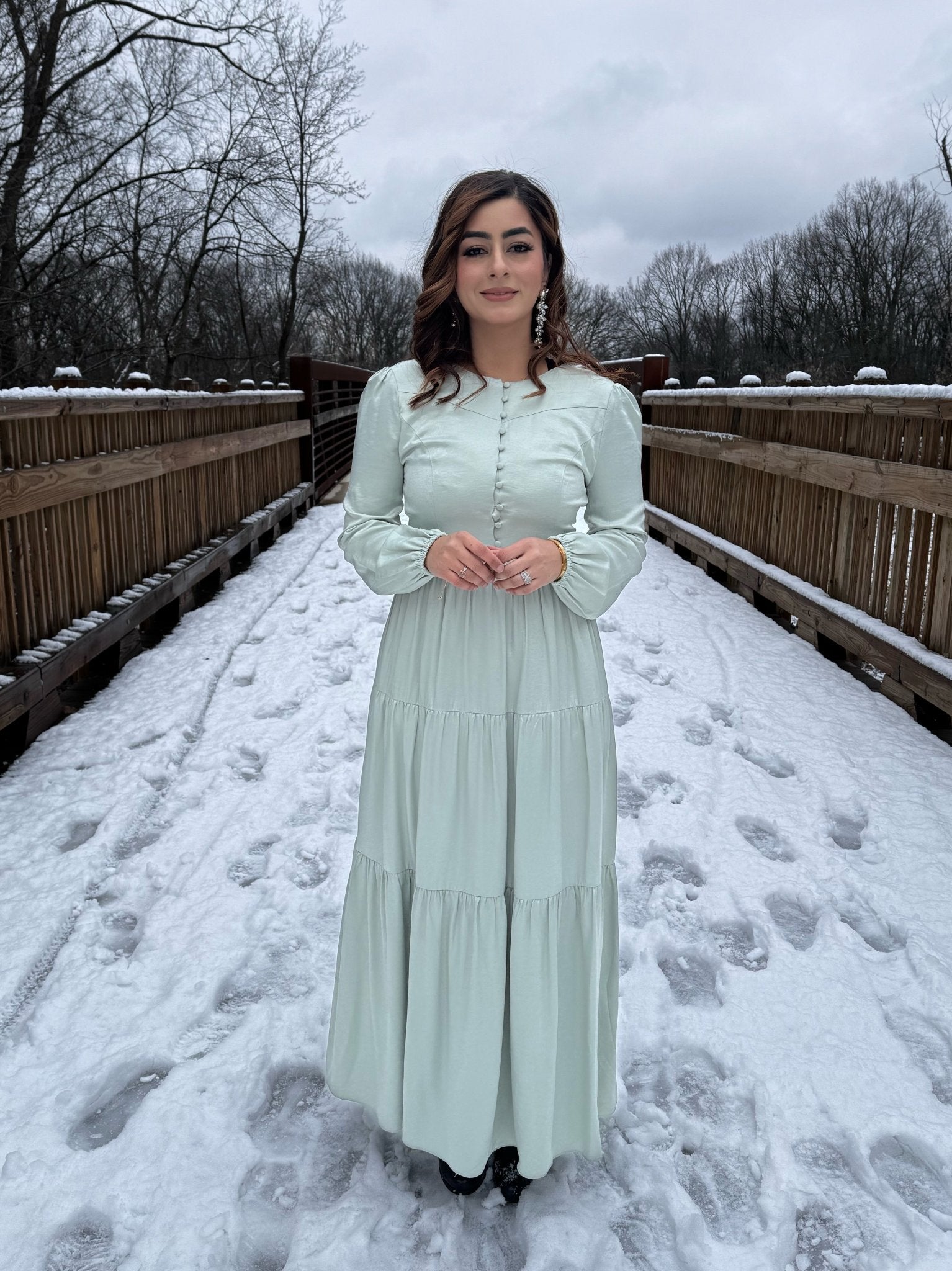 Green Elegant Dress: The Perfect Dress for Any Formal Occasion S